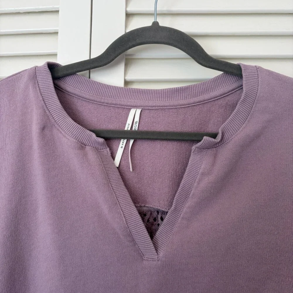 By Anthropologie women's oversized eyelet sweatshirt lavender purple medium
